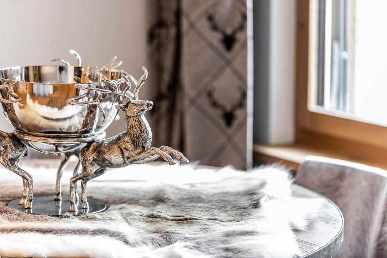 Unique Alpic Style Apartment In The Heart Of Davos Luaran gambar