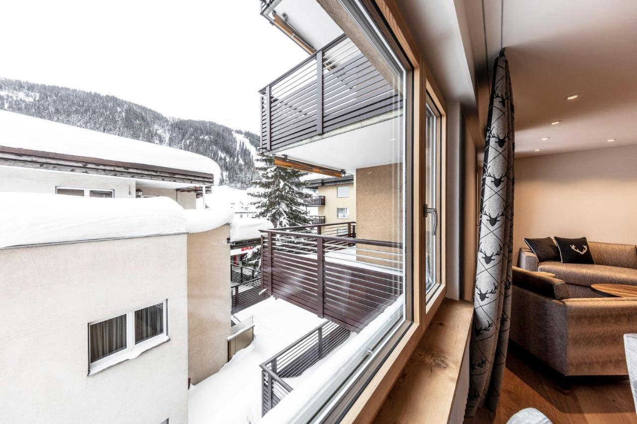 Unique Alpic Style Apartment In The Heart Of Davos Luaran gambar